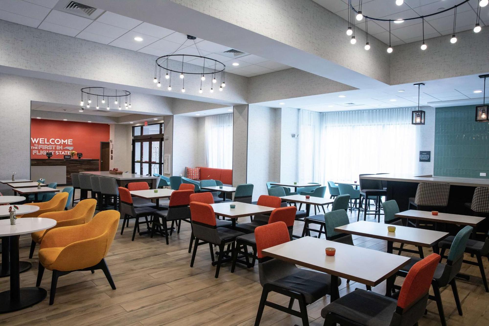 Hampton Inn Black Mountain Buitenkant foto