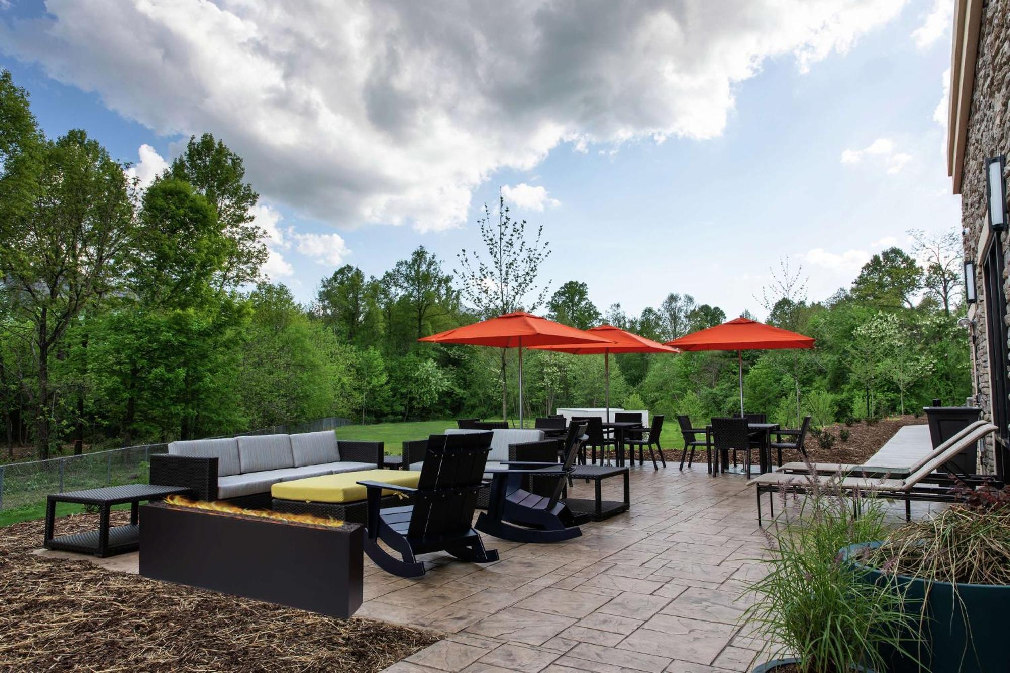 Hampton Inn Black Mountain Buitenkant foto